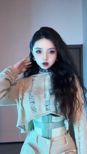 Chloe糖心的作品推荐最新无限金币版游戏截图