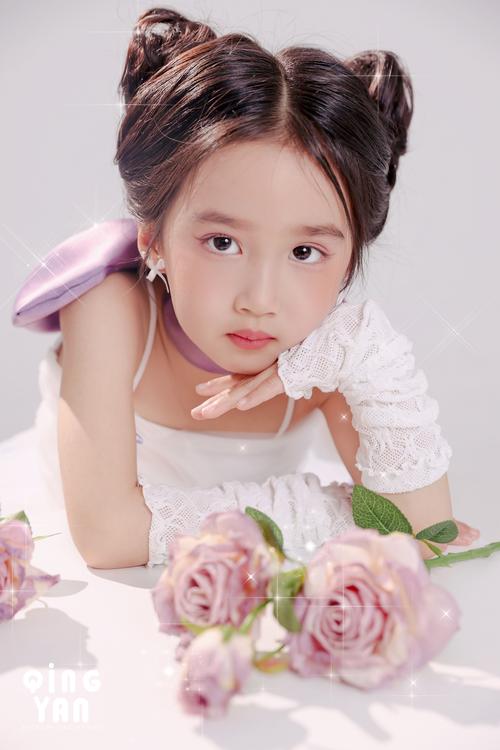 小女孩破解版无限爱心无广告纯净版图标